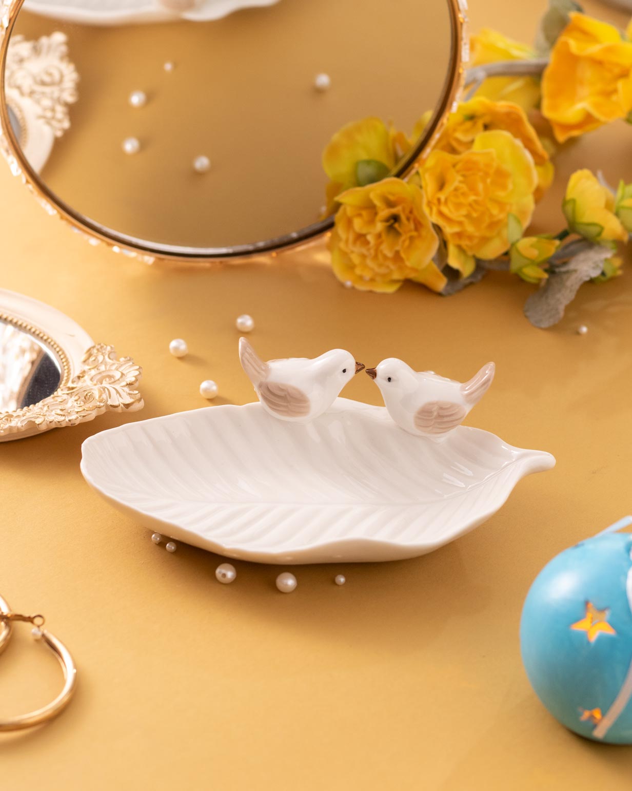 Bird on Leaf Ring Dish - White Small - The Decor Kart