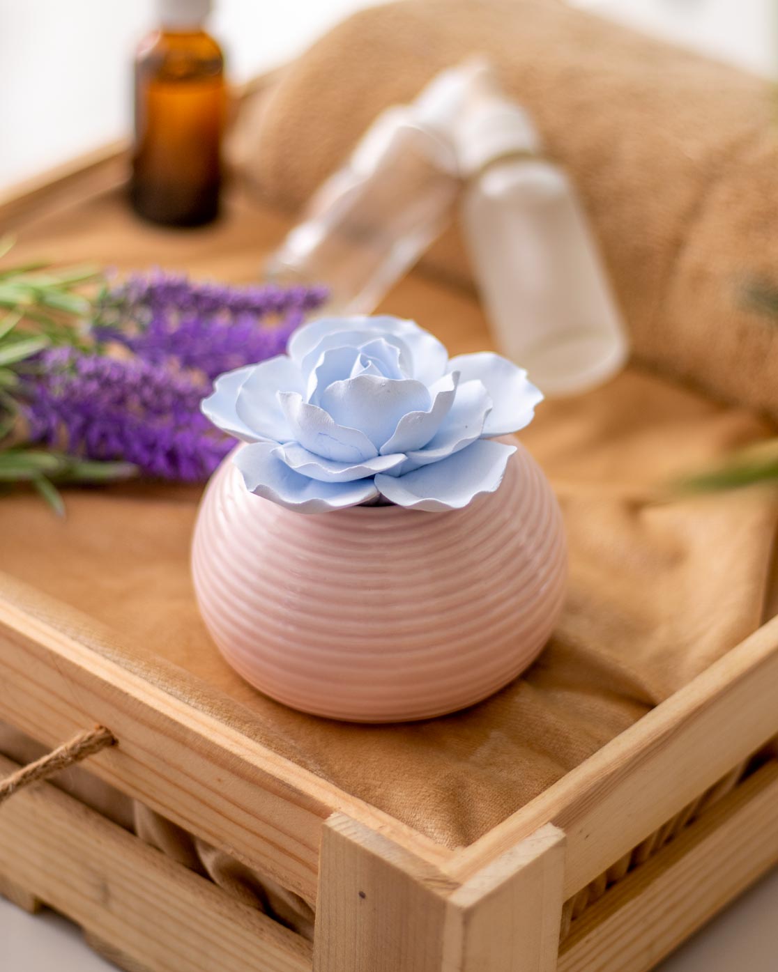 Country Roses Aroma Diffuser - Pink - The Decor Kart