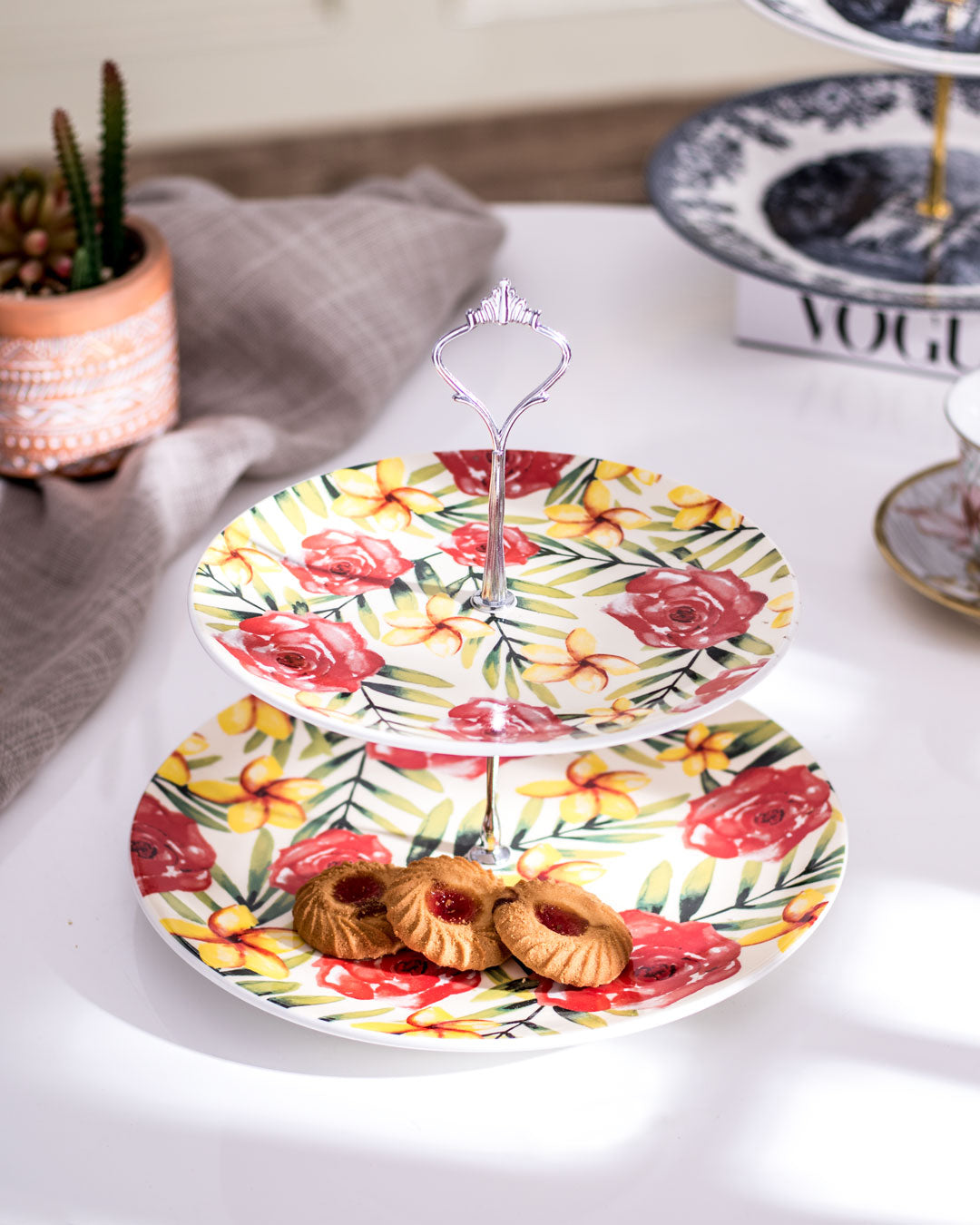 Sunshine 2-Tier Cake Stand - The Decor Kart