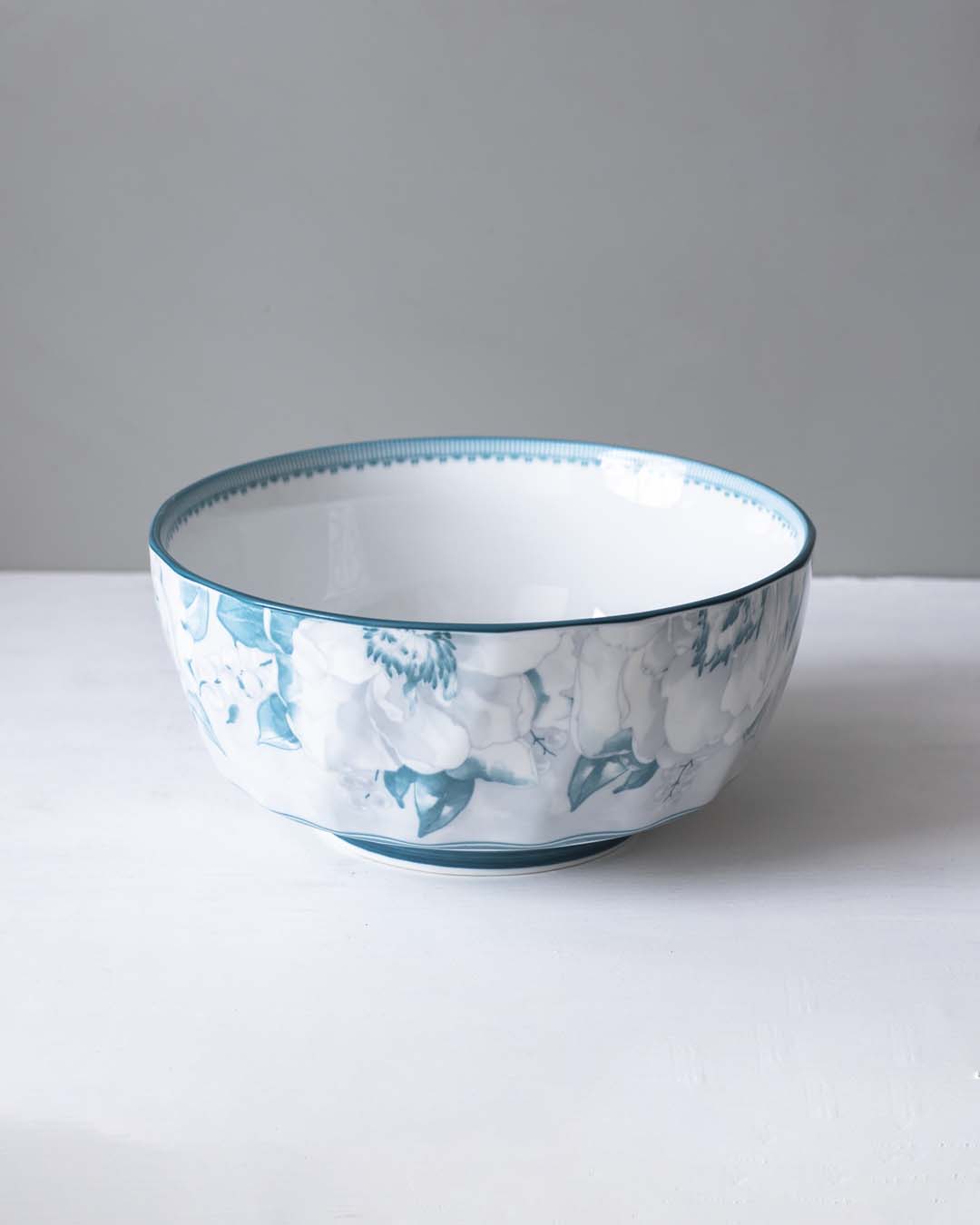 Poppy Shell Serving Bowl - The Decor Kart