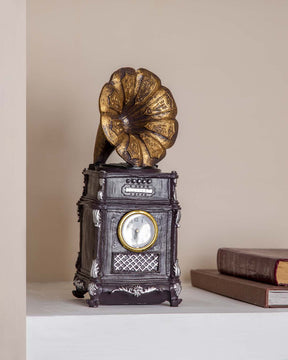 Rustic Gramophone Table Clock - The Decor Kart