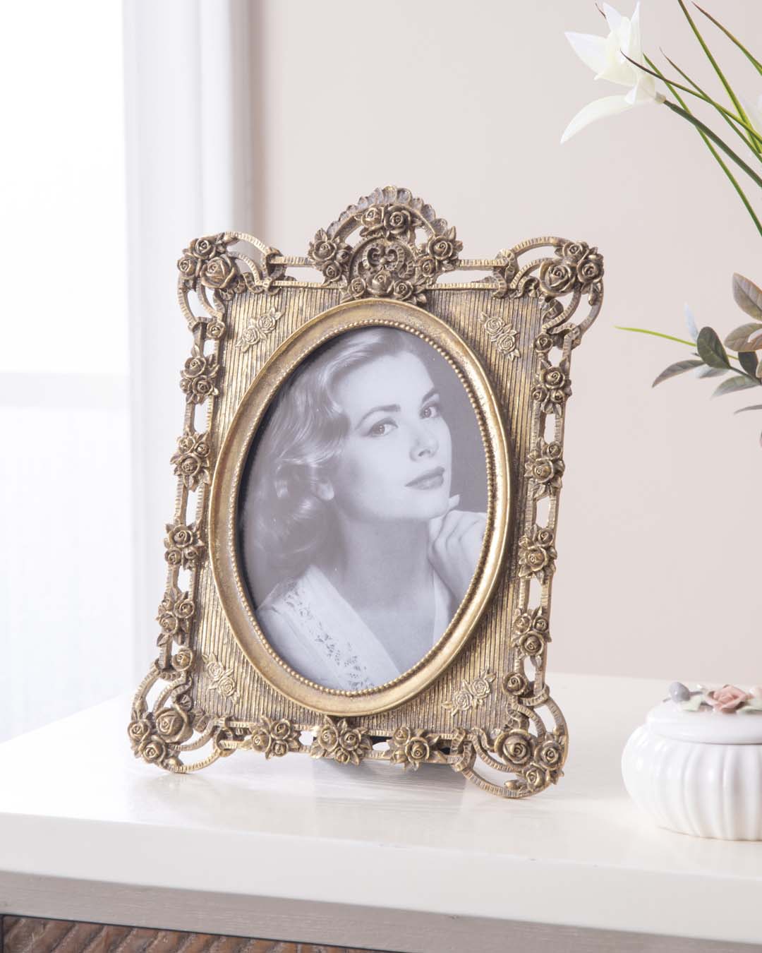 'Rosehill' Victorian Photo Frame - The Decor Kart