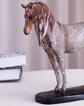 'Equine Elegance' Horse Figurine - The Decor Kart