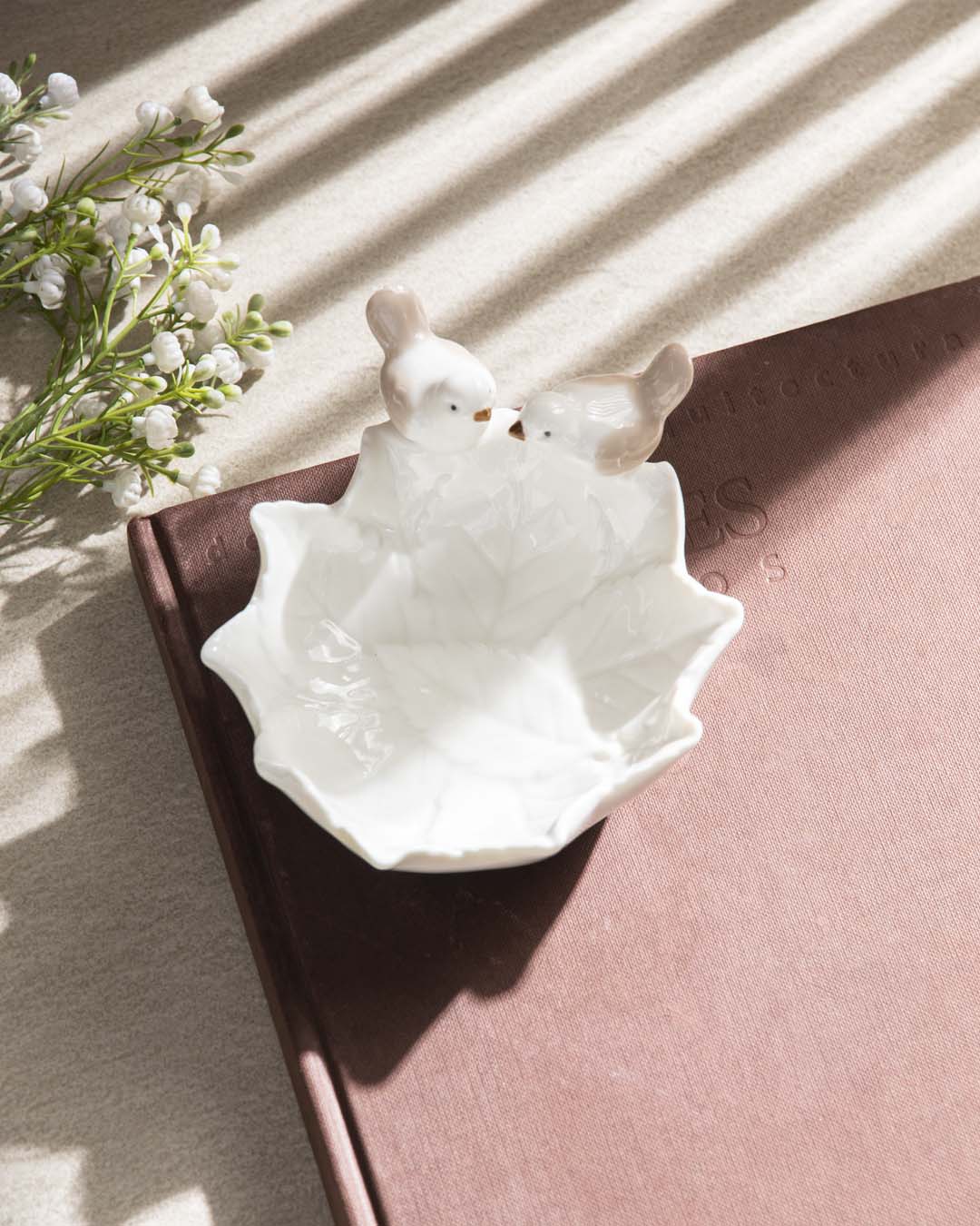 Bird on Leaf Ring Dish - White - The Decor Kart