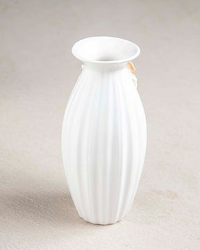 Carnation Bud Vase - The Decor Kart