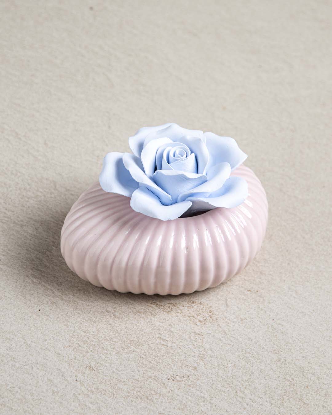 Country Roses Aroma Diffuser - Pink - The Decor Kart