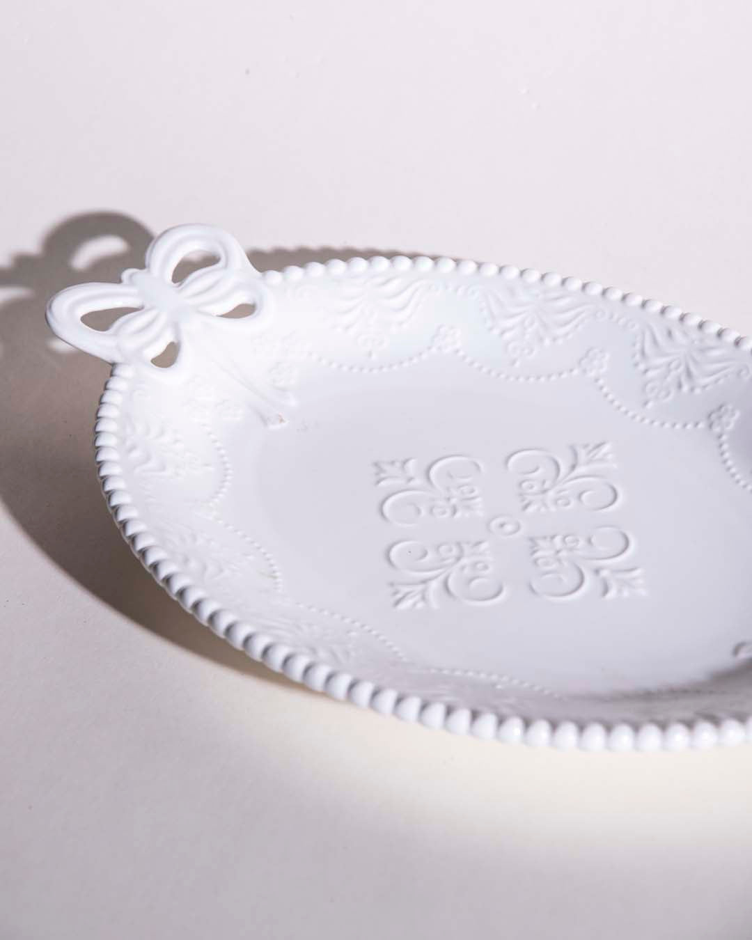 All White Embossed Oval Serving Platter - The Decor Kart