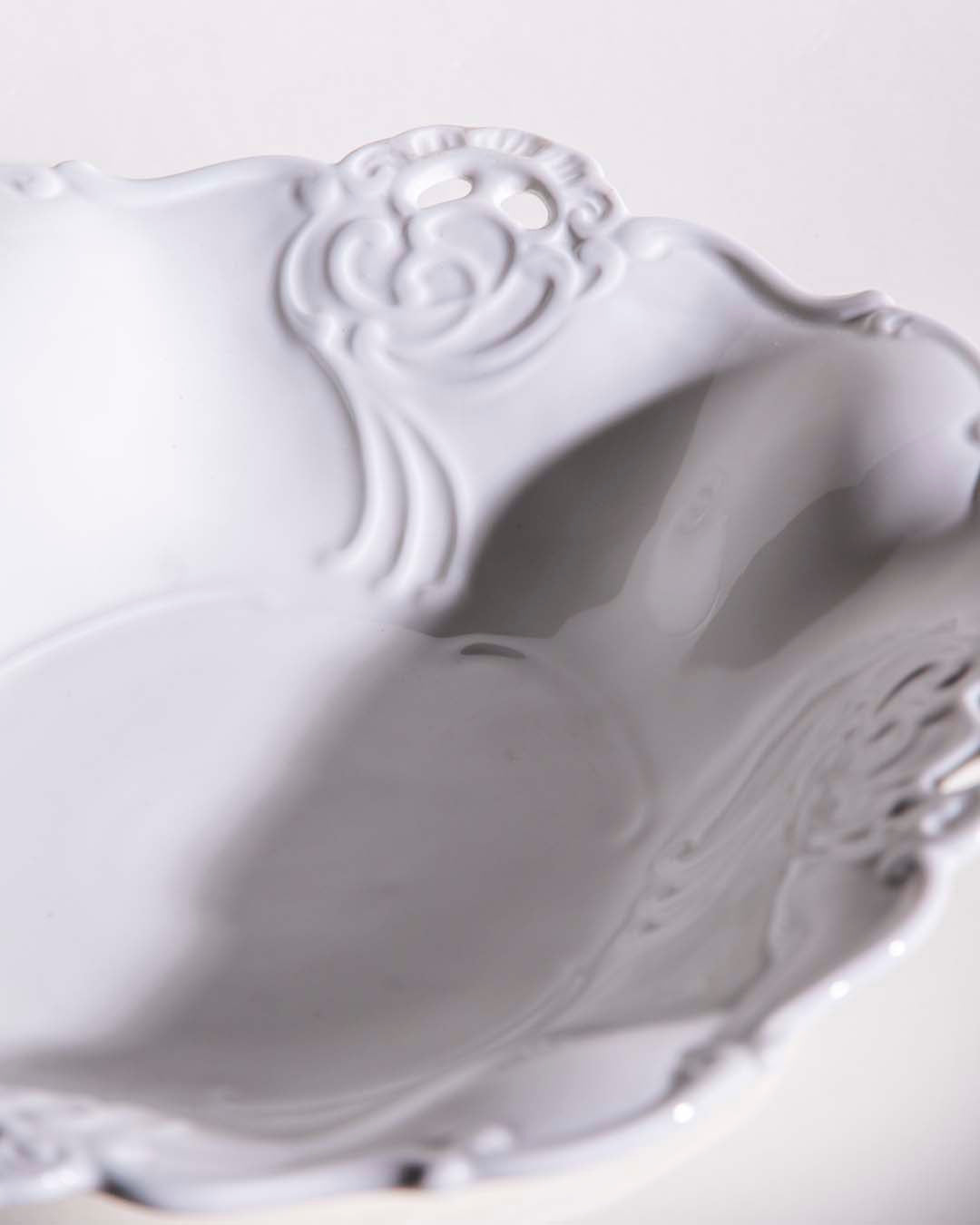 All White Embossed Fruit Bowl - The Decor Kart