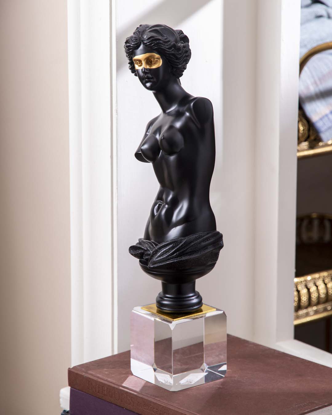 Venus de Milo Bust on Glass Cube - Black - The Decor Kart