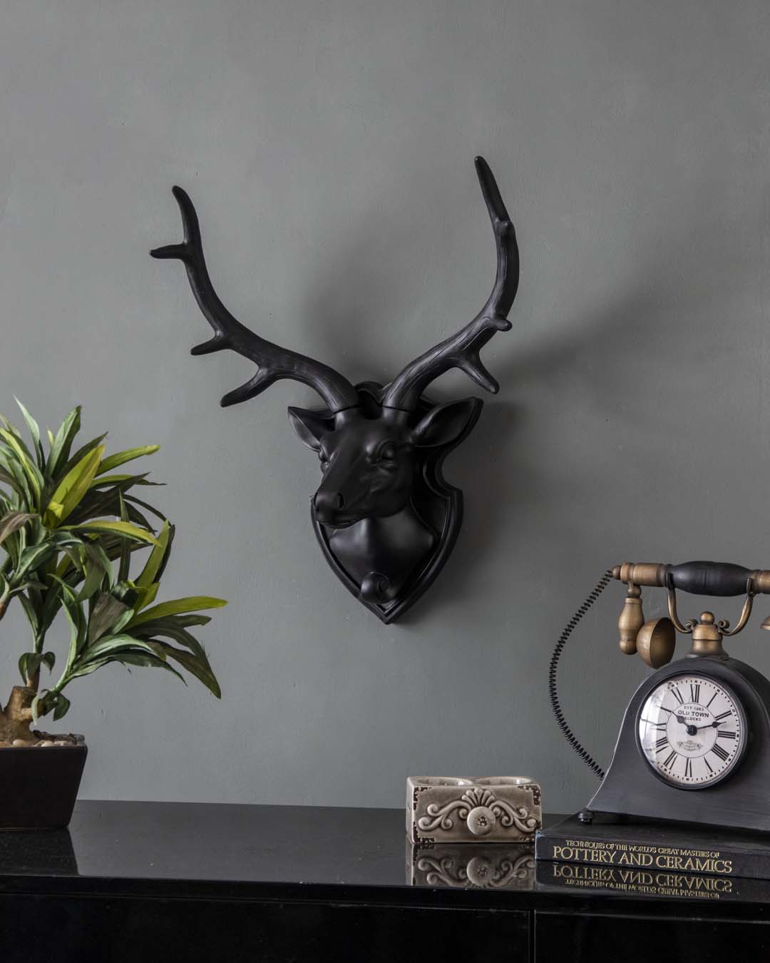 Wall Mounted Deer Plaque - Black - The Decor Kart