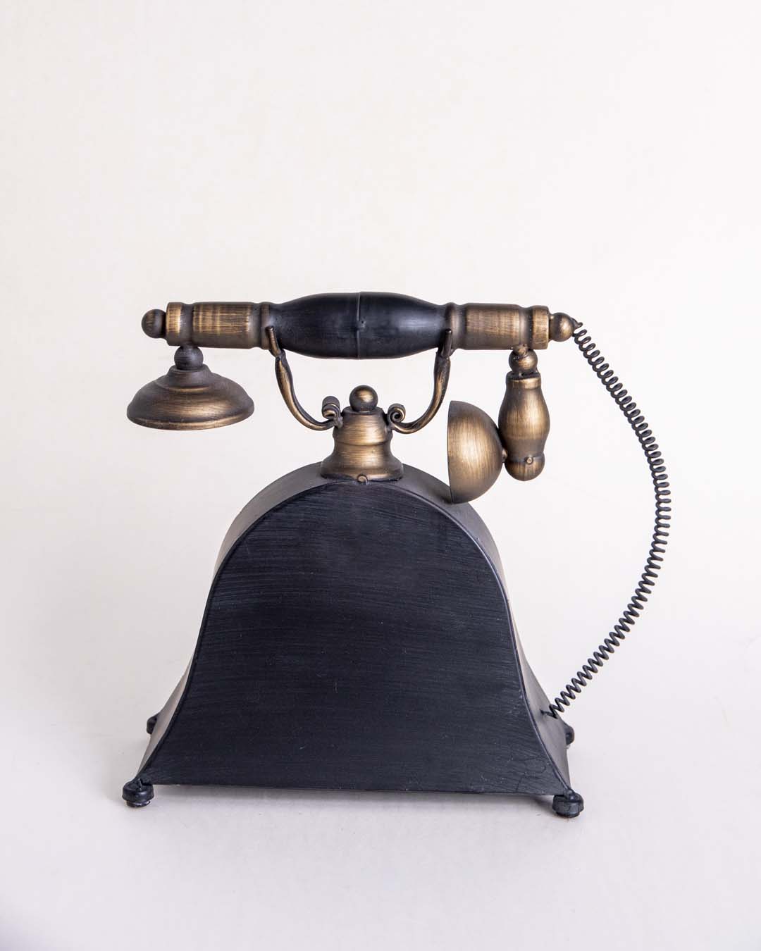 Vintage Telephone Style Clock - The Decor Kart