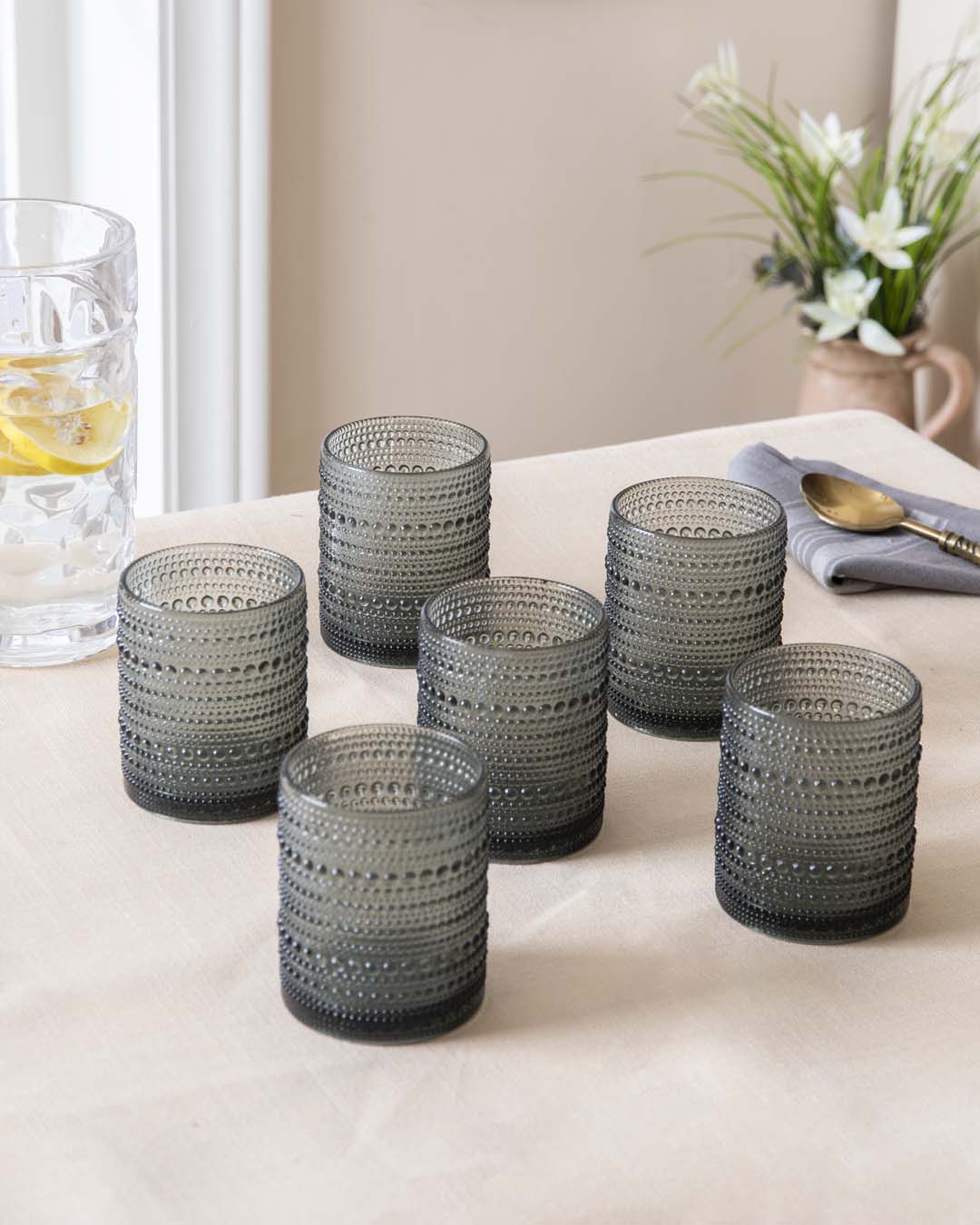 Bubble Embossed Tumbler Glass Black - Set of 6 - The Decor Kart