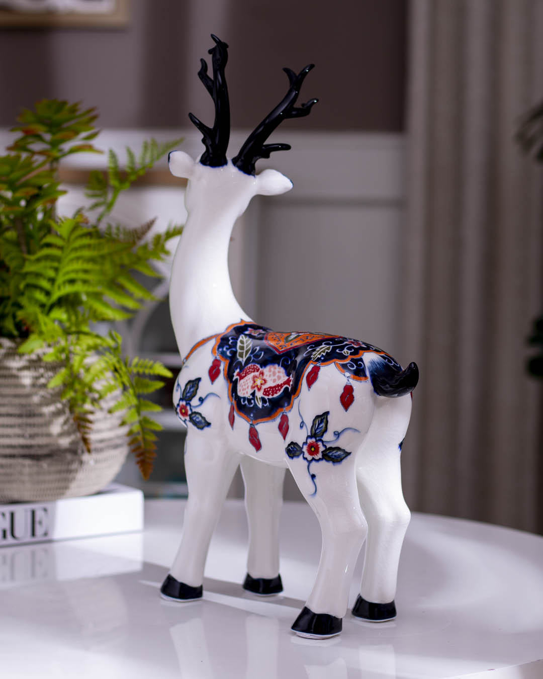 The Reindeer Porcelain Figurine - The Decor Kart