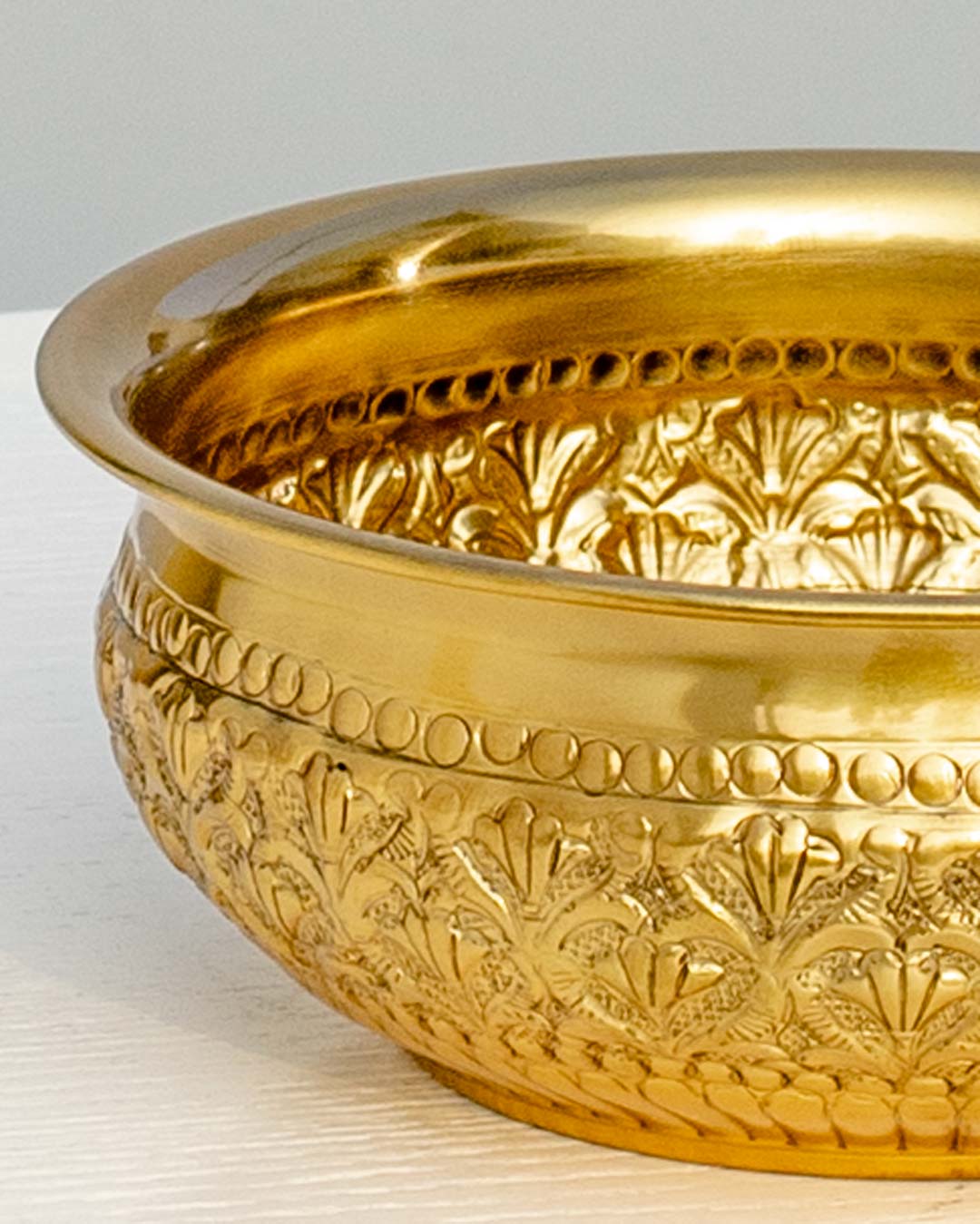 Royal Dynasty Handcrafted Bowl Urli - 12"