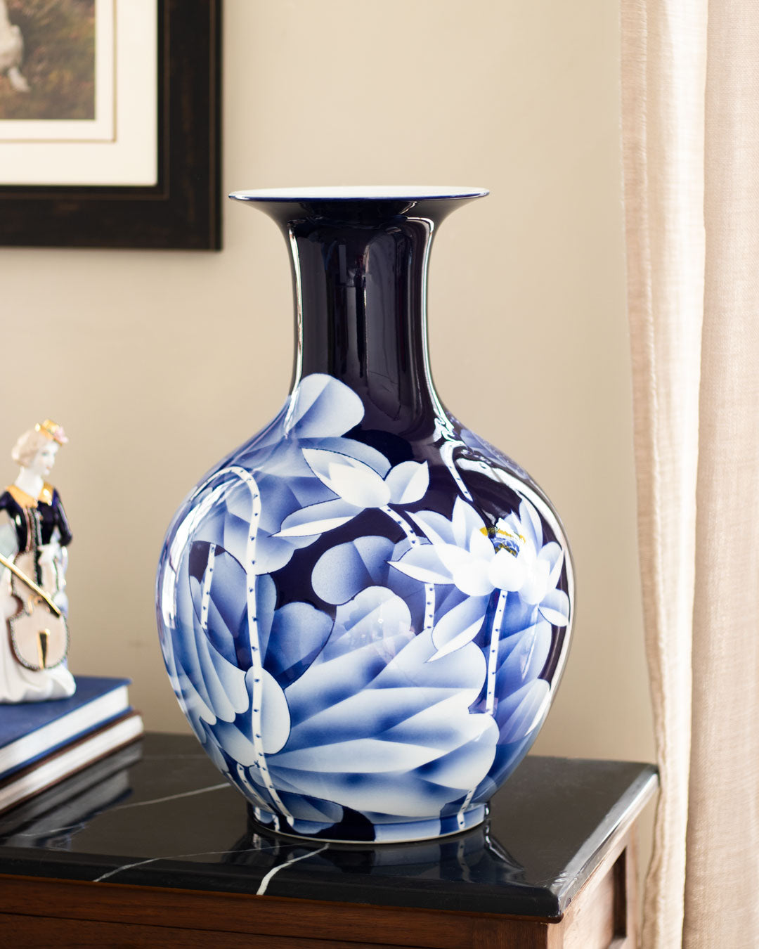 The Lotus - Midnight Blue Decorative Vase - The Decor Kart