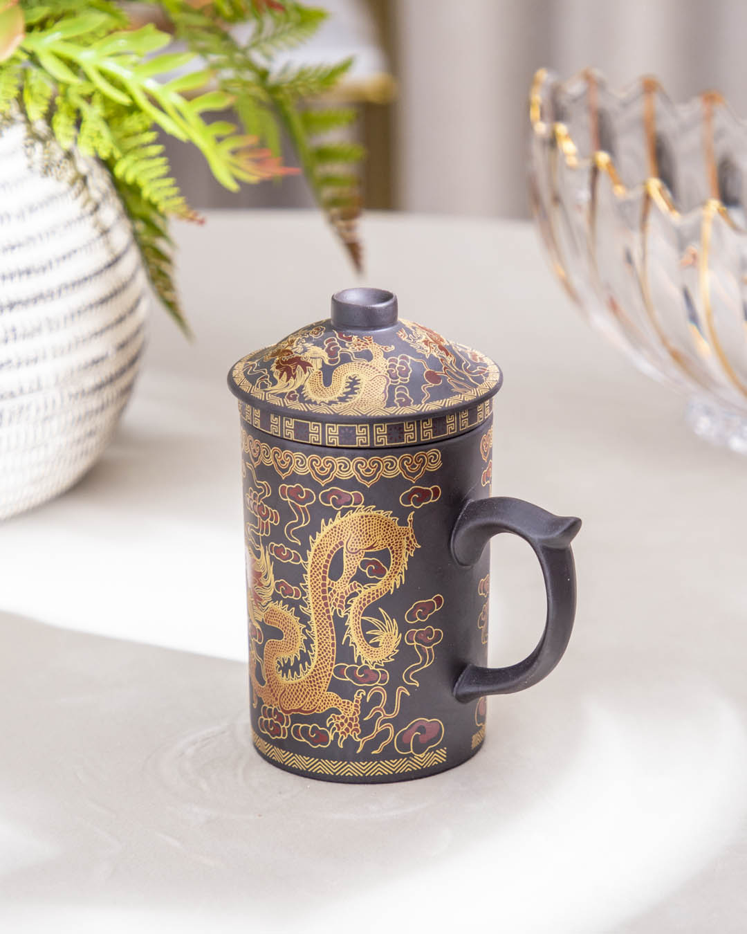 'Dragon' Stoneware Lidded Mug - Dark Brown - The Decor Kart