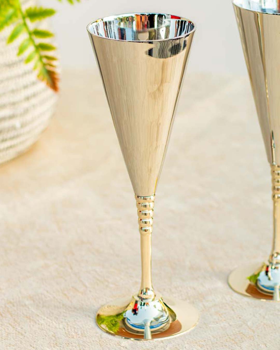 "Ageless Silver" Champagne Glasses - Set of 2 - The Decor Kart