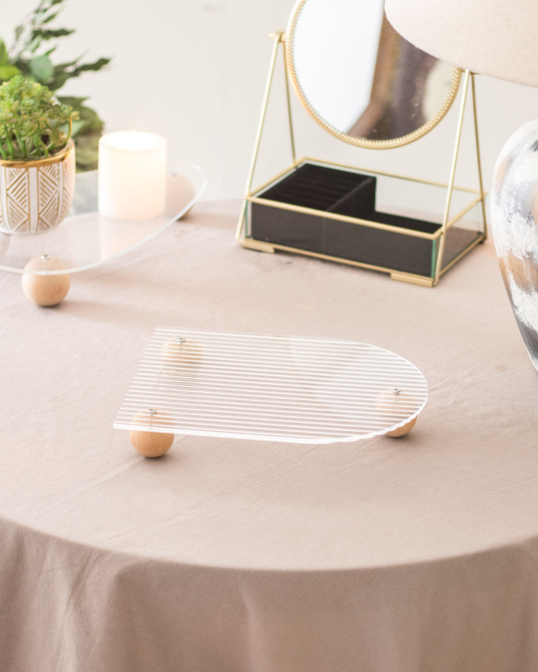 Clear Acrylic Serving Tray - The Decor Kart