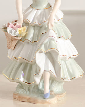 'Victorian Lady' Fine Porcelain Figurine - The Decor Kart