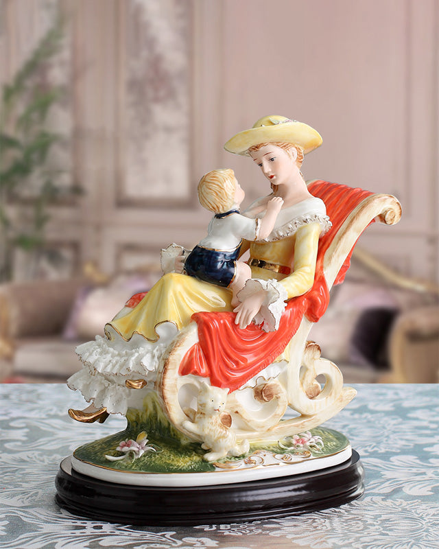 'Mother's Love' Capodimonte Figurine Lamp - The Decor Kart