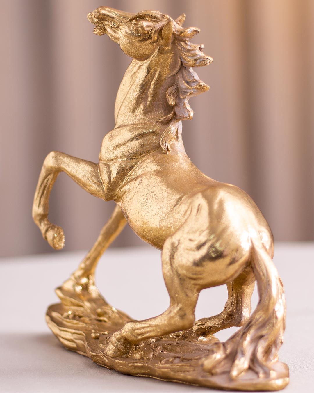 Majestic Horse Figurines - The Decor Kart