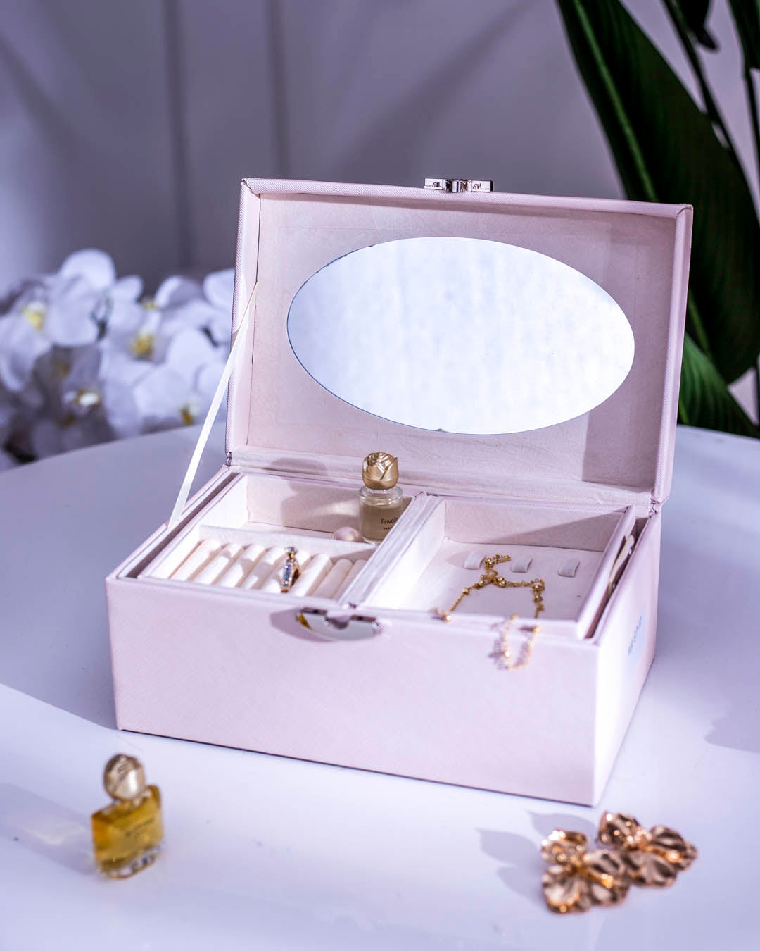 Jewellery Box With Mirror - The Decor Kart